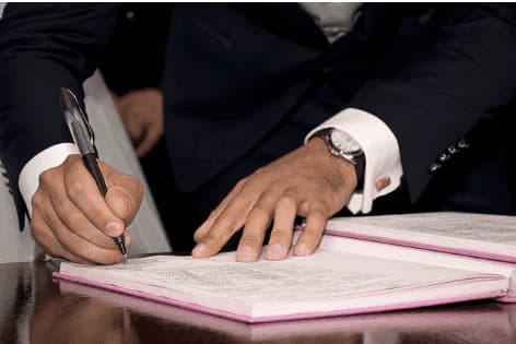Assegno congedo matrimoniale Caf in località Taranto
