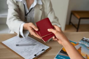 passaporto italiano per stranieri